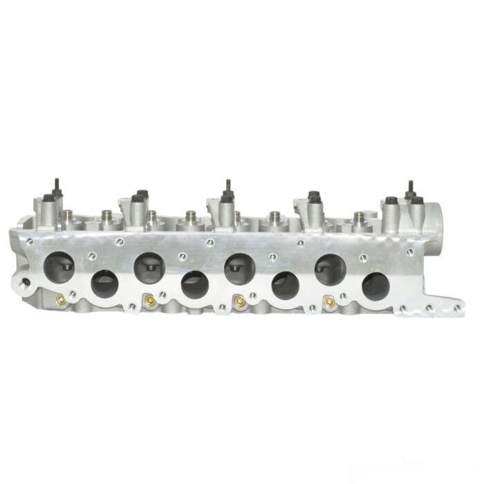 (MD303750) CYLINDER HEAD 4D56 BARE New 1992-2007 - Image 2