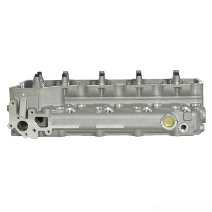 (ME202620) CYLINDER HEAD 4M40-T BARE 1995-2001 - Image 1