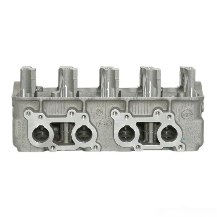 (11110-80002) CYLINDER HEAD F10A BARE SUZUKI 4CYL - Image 1